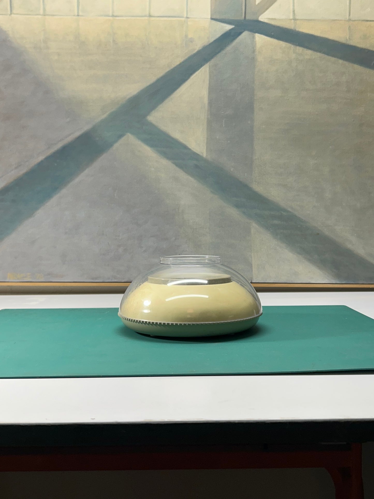 Vintage Round Kitchen Scale 7lb Yellow with Lid/Dish