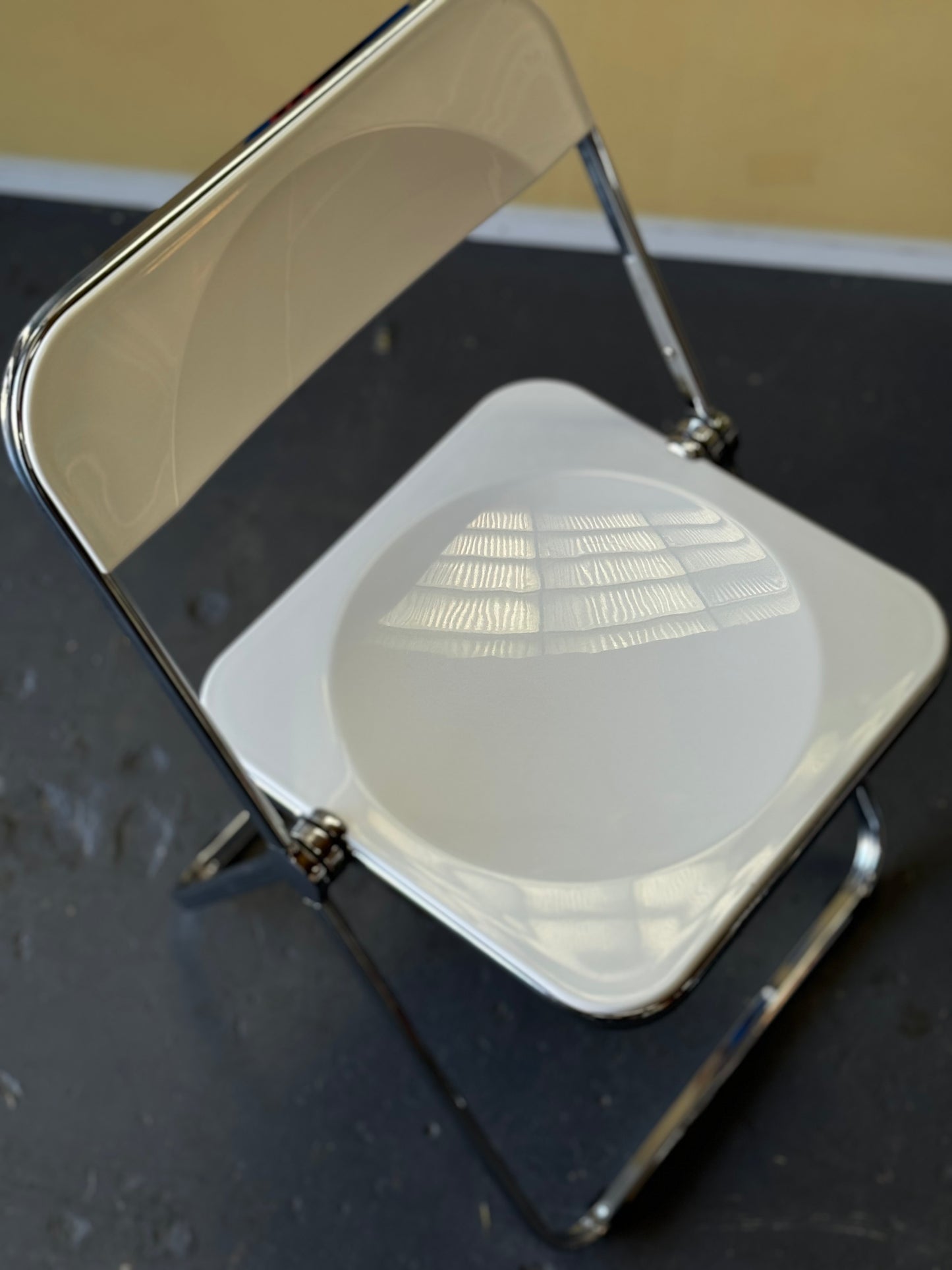 Giancarlo Piretti For Castelli Style Acrylic Folding Chair and Table