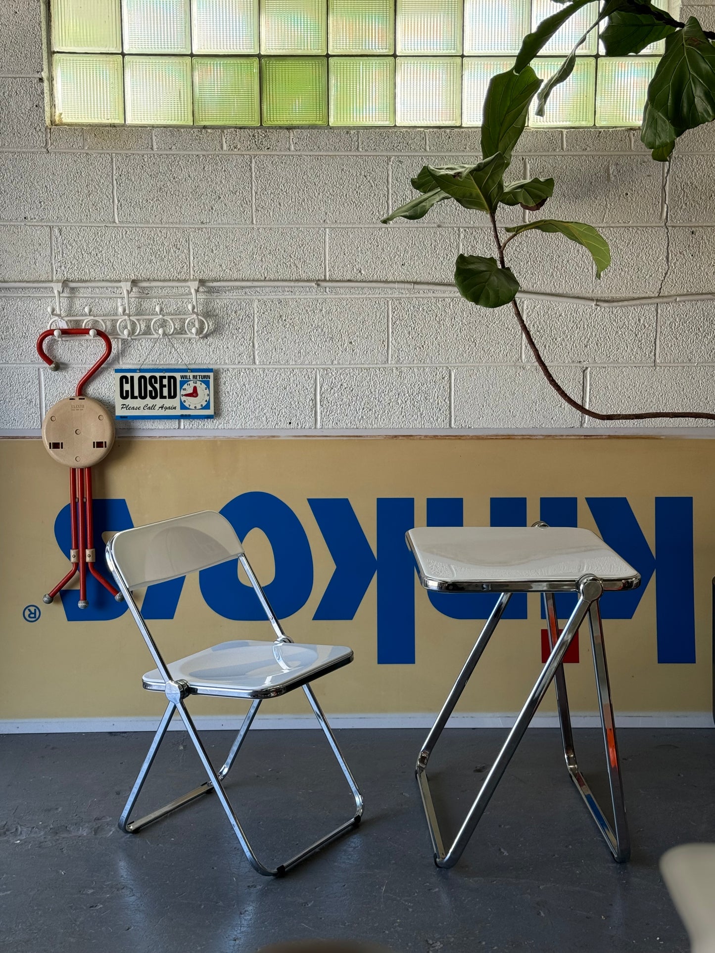 Giancarlo Piretti For Castelli Style Acrylic Folding Chair and Table