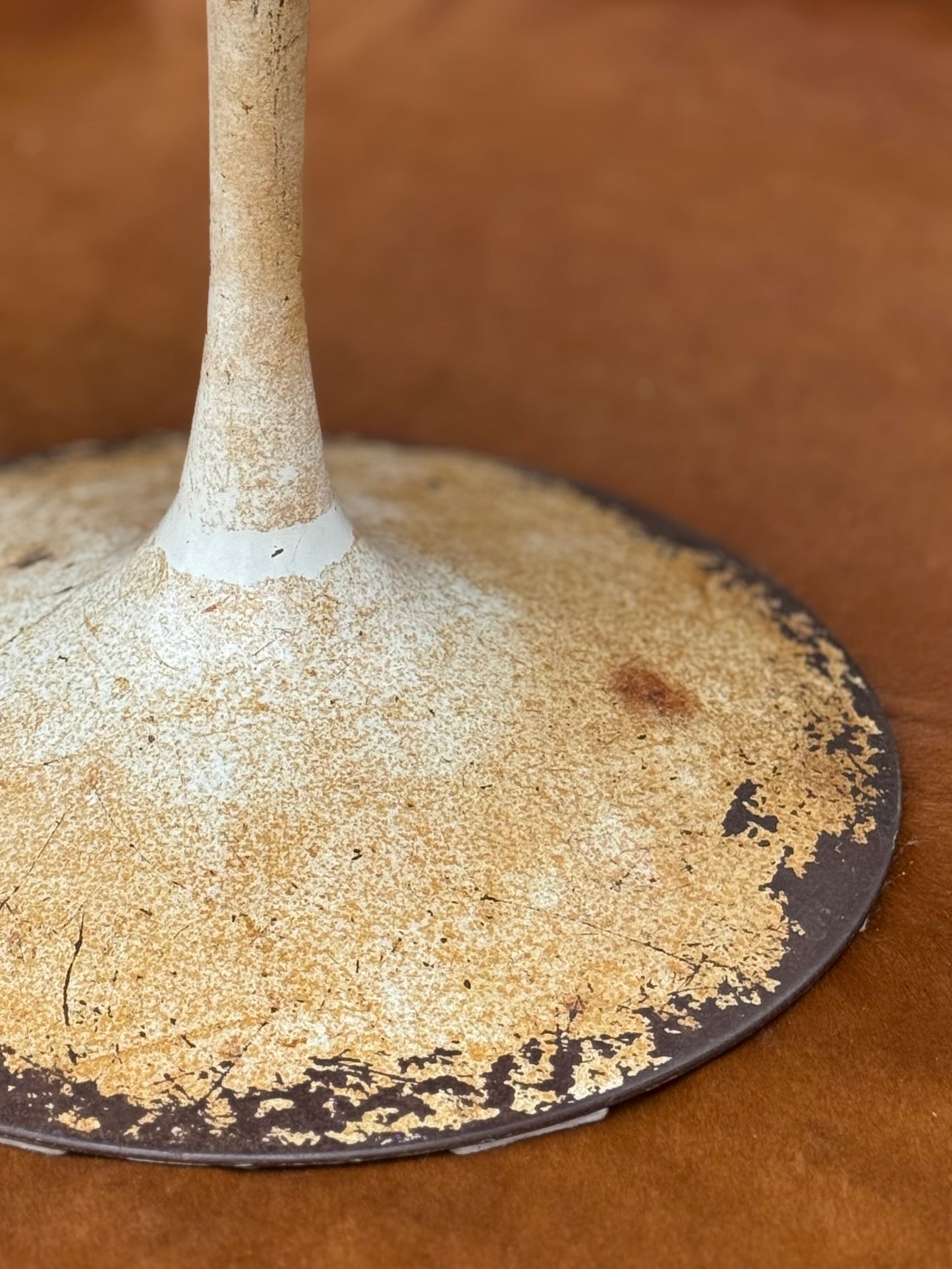 Vintage Tulip Dining Table