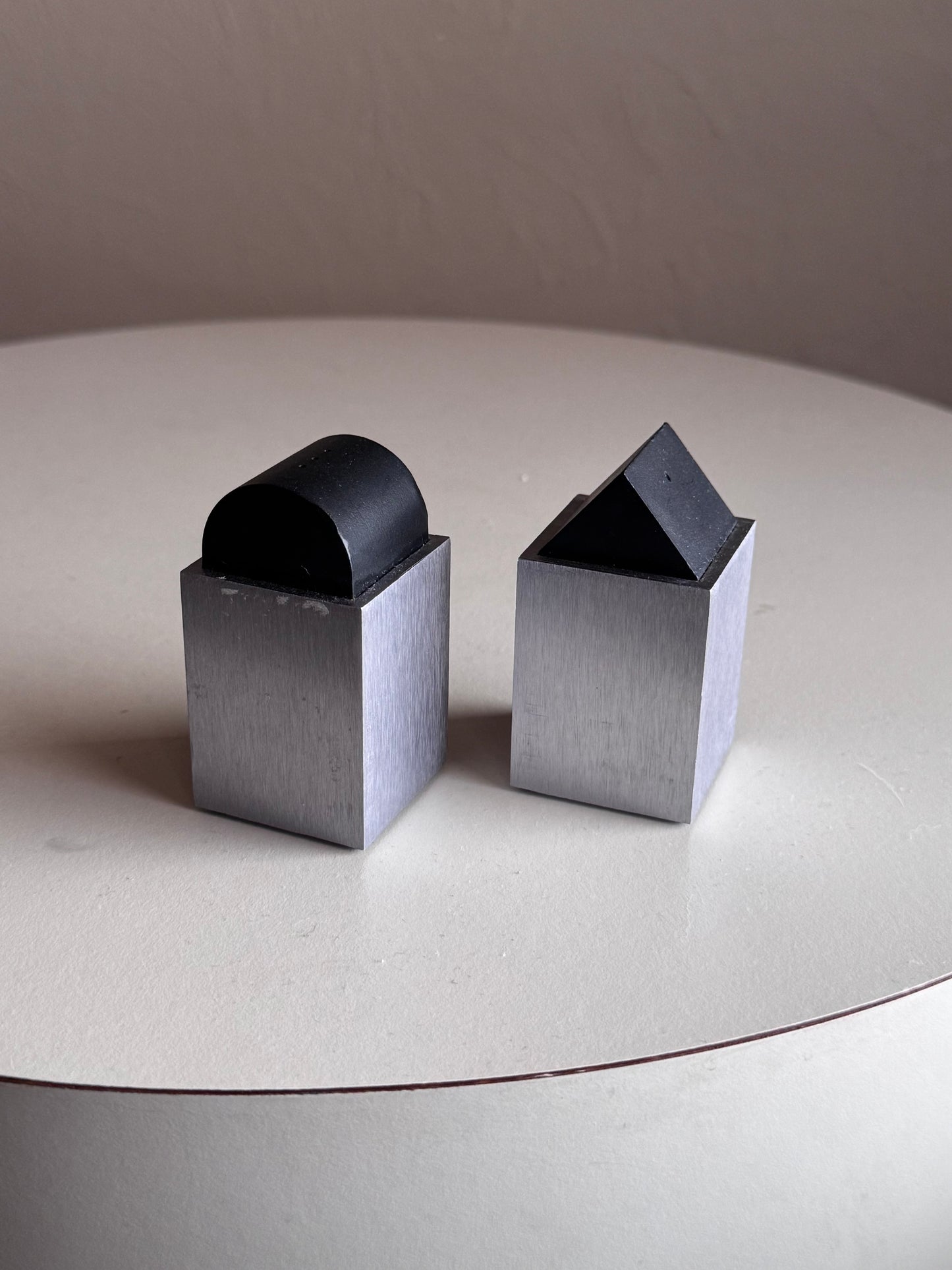 S&P Shakers by David Tisdale for Elika, 1988.