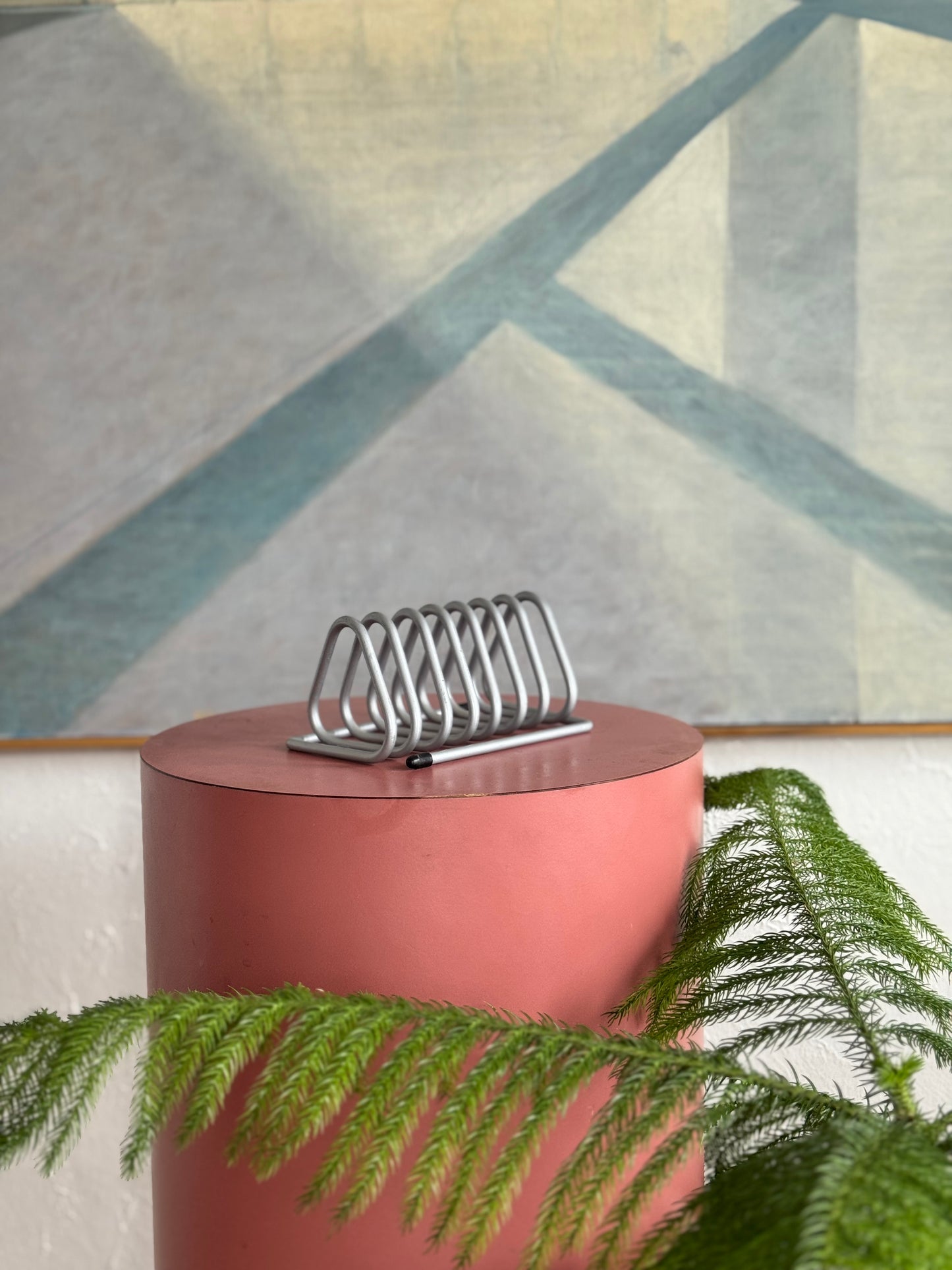 Postmodern Mail Organizer