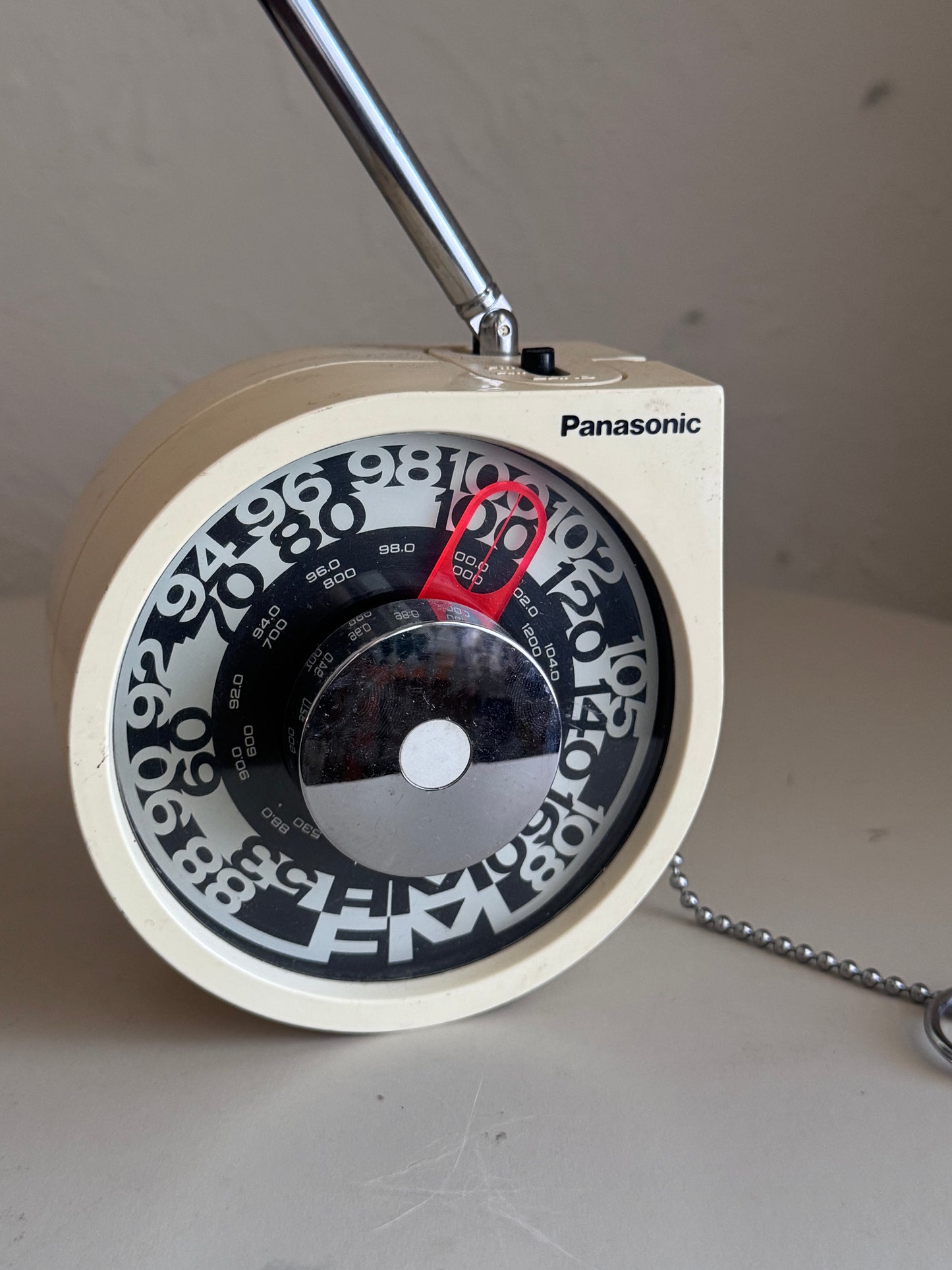 1970s Panasonic RF-93 "Rolling Tone" radio
