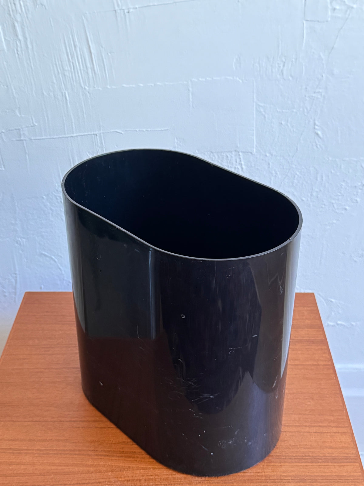 Oval unmarked vintage space age waste bin