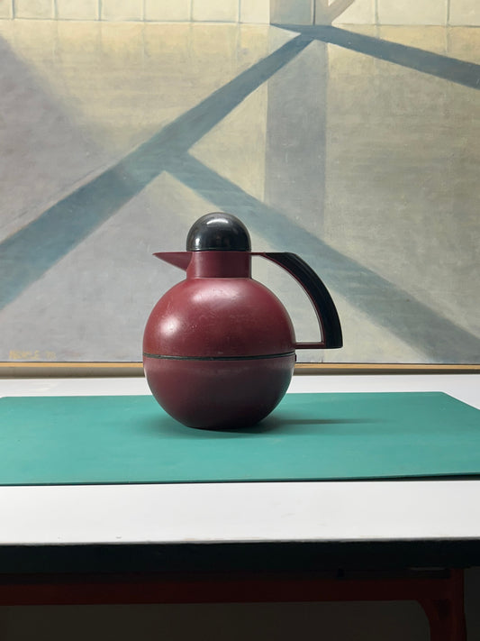 Vintage Studio Nova Spectra Maroon Thermal Carafe Round Shape