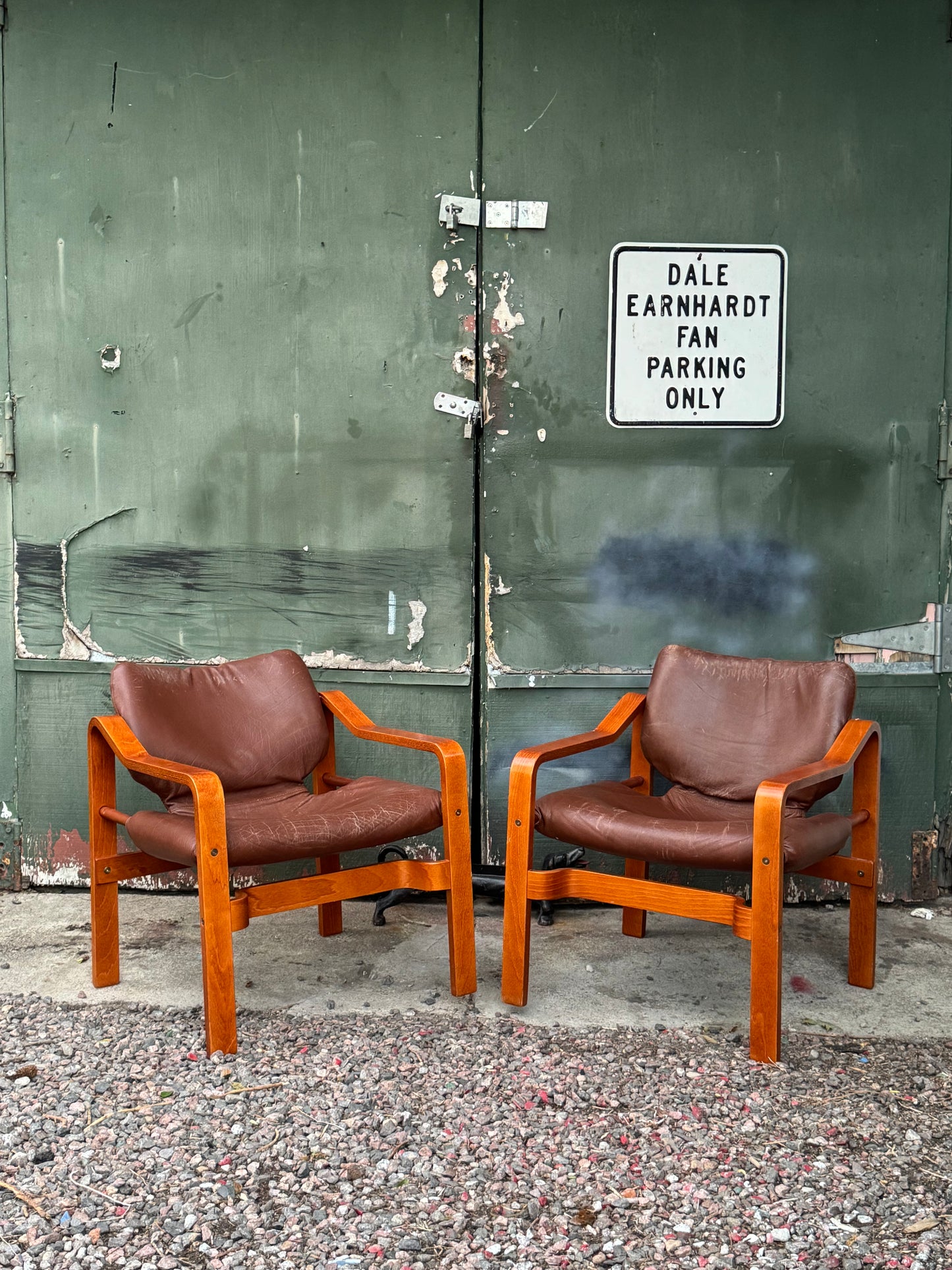 “Andy” Sling Lounge Chairs