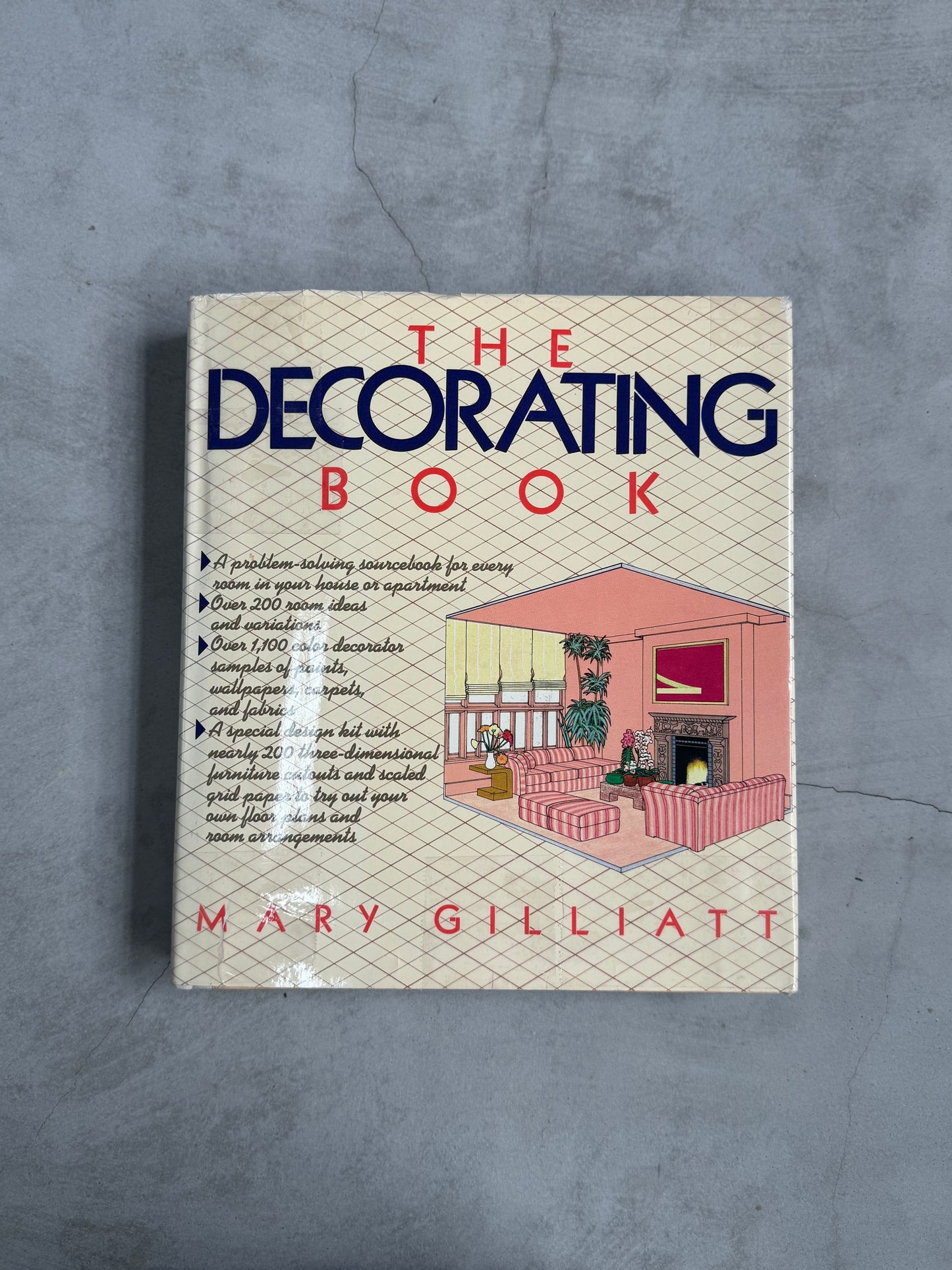 The Decorating book (1981) by Mary Goliath