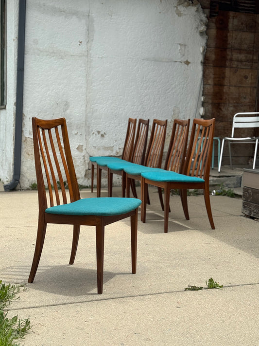 Vintage Set of 6 Teak “Fresco” Dining Chairs With Carvers by G-Plan, 1960s.
