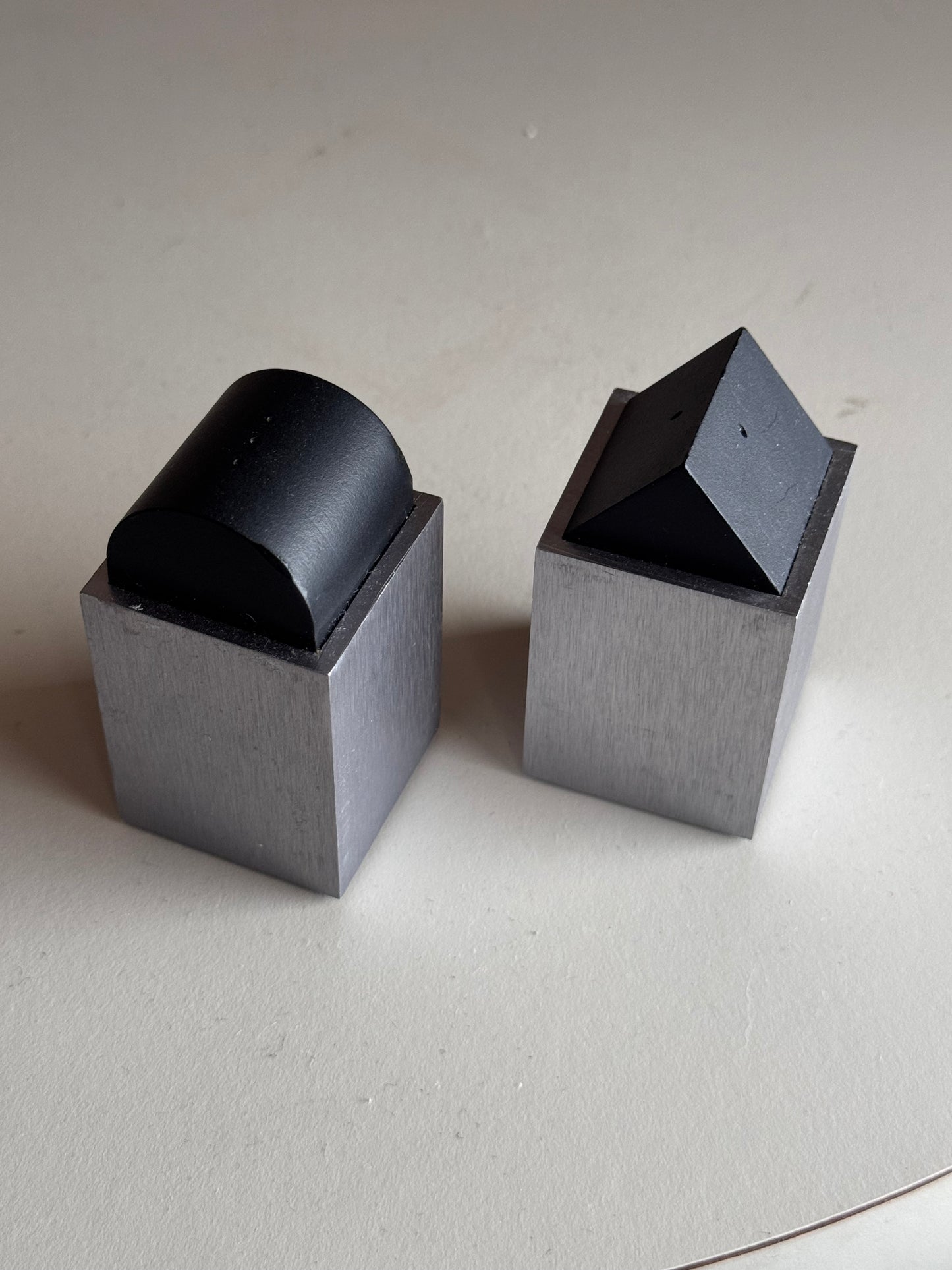 S&P Shakers by David Tisdale for Elika, 1988.