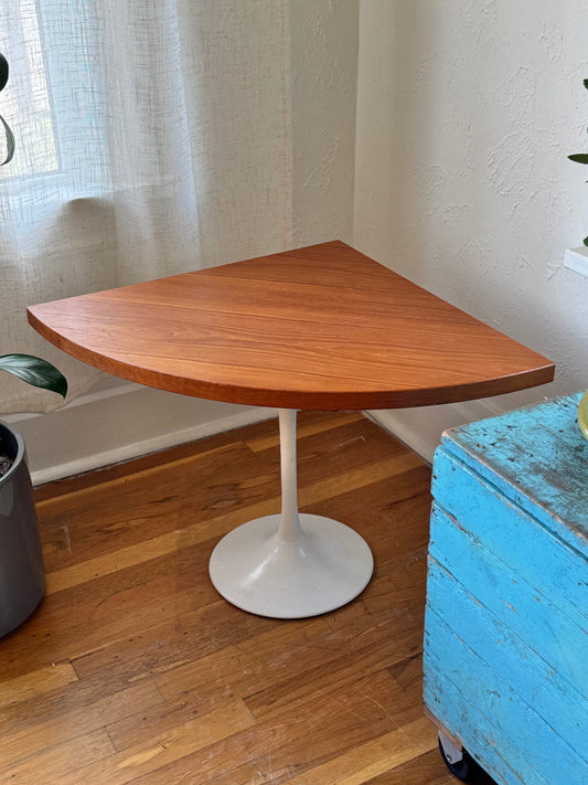 Vintage Teak Tulip Corner Table