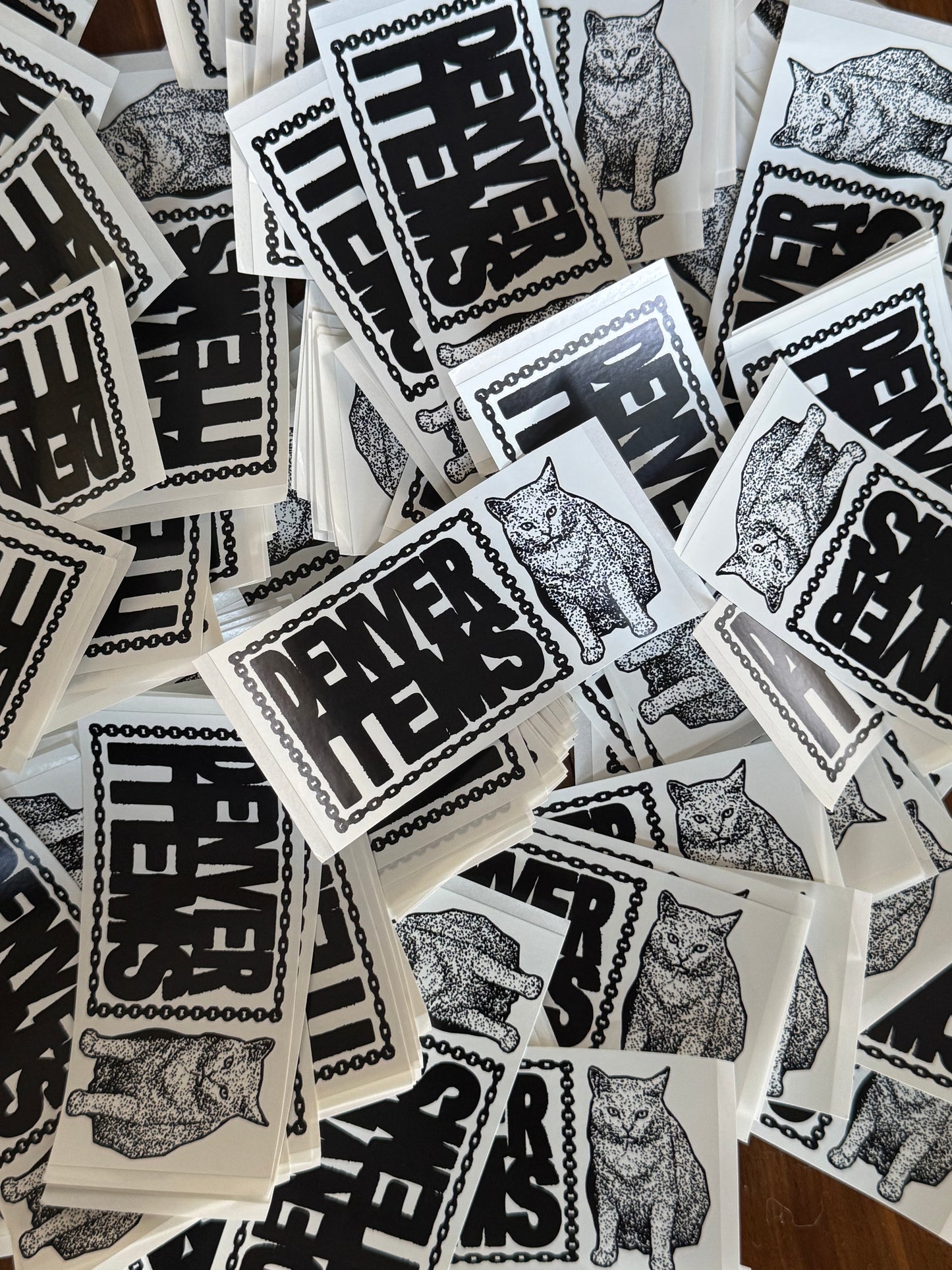 “Darla” eggshell sticker
