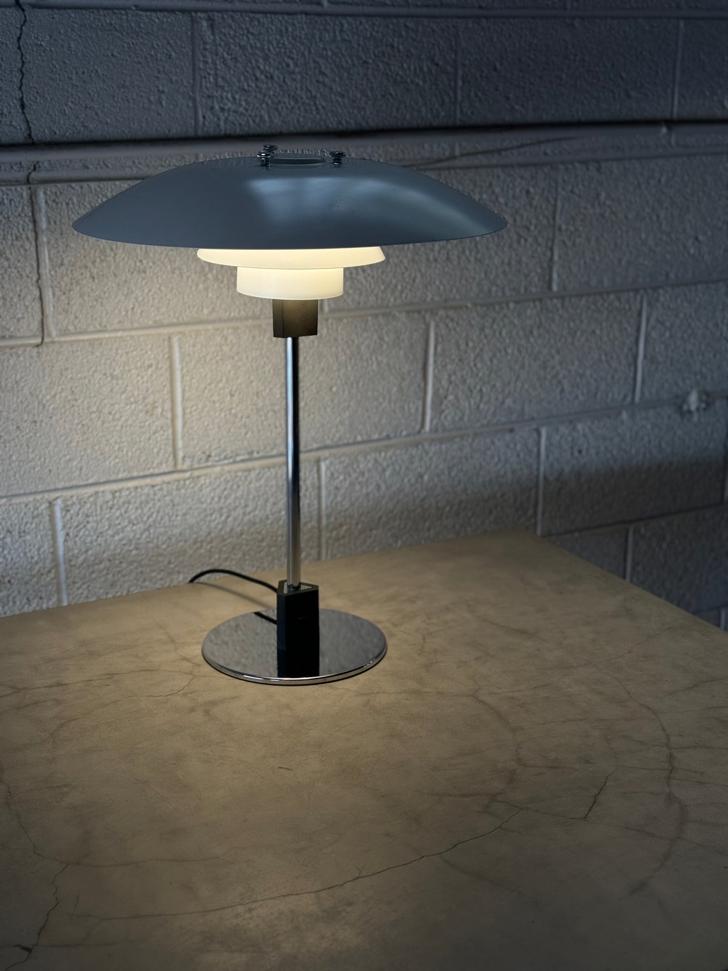 1989 PH 4/3 Table lamp by Louis Poulsen